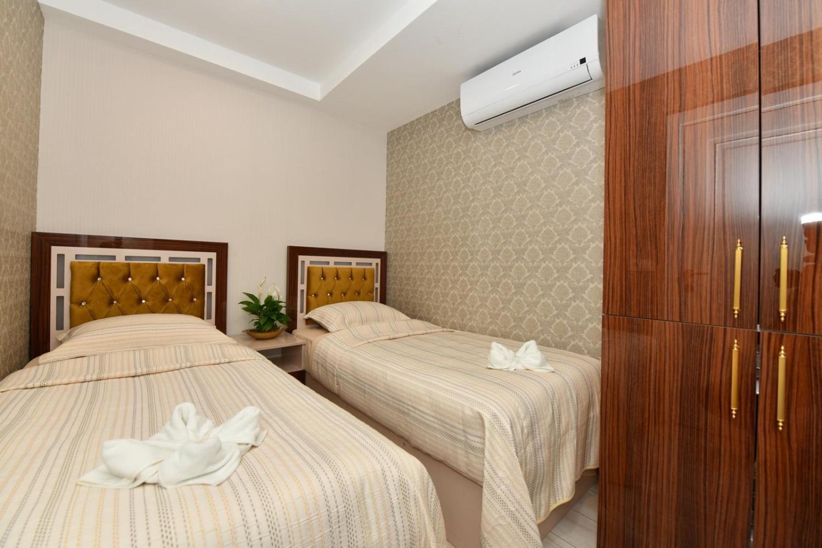 Sea Moon Hotel Istanbul Exterior photo